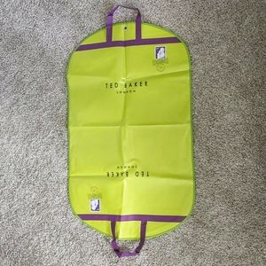 4 TED BAKER  GREENGARMENT BAGS WITH ZIPPER